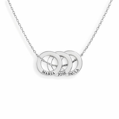 Collana con scatola di rose vere e cerchi intrecciati