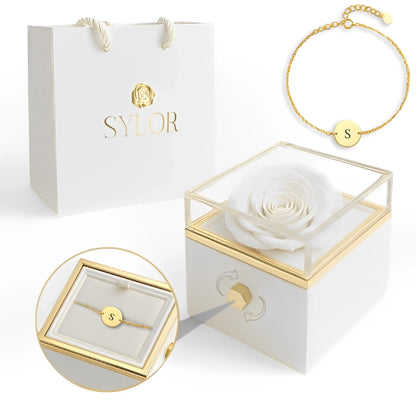 Boîte à roses véritables et bracelet Venchi